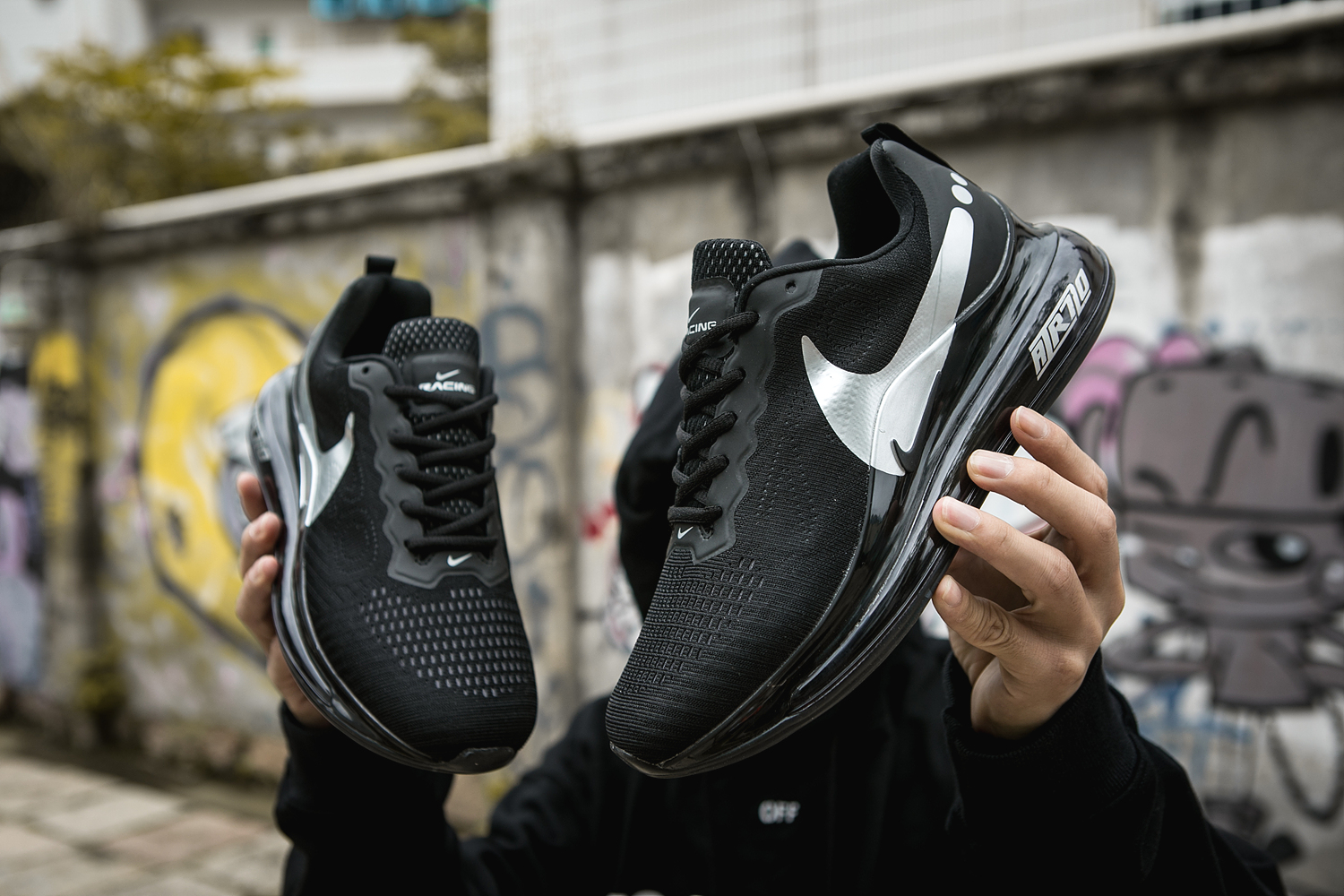 Nike Air Max 720 Black White Running Shoes
